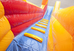 Acquista uno spettacolare scivolo gonfiabile a tema clown con divertenti stampe per bambini. Ordina ora gli scivoli gonfiabili online su JB Gonfiabili Italia