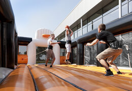 Arena sportiva multifunzionale unica per diversi tipi di attività sportive per grandi e piccini. Ordina ora l'arena sportiva gonfiabile online su JB Gonfiabili Italia