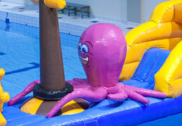 Ottieni una nave gonfiabile in un safari a tema per grandi e piccini. Ordina ora i giochi gonfiabili in piscina online su JB Gonfiabili Italia