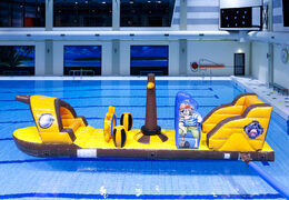 Spettacolare nave gonfiabile a tema pirata per grandi e piccini. Acquista ora giochi gonfiabili in piscina online su JB Gonfiabili Italia