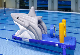 Acquista uno scivolo da piscina gonfiabile ermetico a tema squalo per grandi e piccini. Ordina ora le attrazioni acquatiche gonfiabili online su JB Gonfiabili Italia