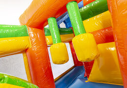  Acquistare un gioco gonfiabile multiattività con scivolo e ostacoli con il tema festa