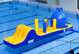 Percorso ad ostacoli gonfiabile Whale Run con divertenti ostacoli 3D per grandi e piccini. Ordina ora i percorsi ad ostacoli gonfiabili online su JB Gonfiabili Italia