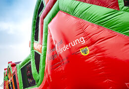 Acquista il percorso ad ostacoli gonfiabile personalizzato Stadt Dormund Jugendamt per grandi e piccini. Ordina ora i percorsi ad ostacoli gonfiabili online su JB Gonfiabili Italia