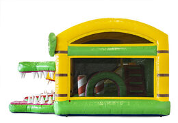 Castello gonfiabile multigiocatore Jungleworld con scivolo al centro e oggetti 3D per bambini. Ordina i castelli gonfiabili online su JB Gonfiabili Italia