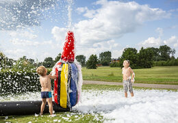 Acquista un cannone gonfiabile spara schiuma per le tue feste schiuma con il tema standard