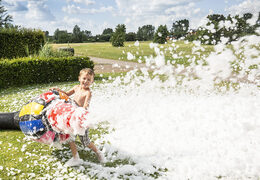 Acquista un cannone gonfiabile spara schiuma per le tue feste schiuma con il tema standard