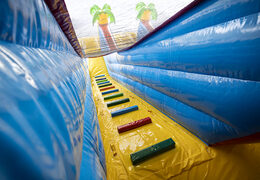 Acquista lo scivolo gonfiabile perfetto a tema pirata con oggetti 3D per bambini. Ordina ora gli scivoli gonfiabili online su JB Gonfiabili Italia