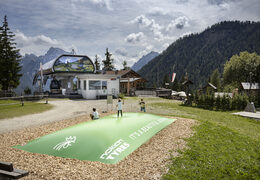 Acquista airmountain gonfiabile personalizzato a tema St. Vigil. Ordina ora gli airmountain gonfiabili online su JB Gonfiabili Italia