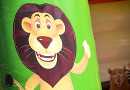 Acquista una castello gonfiabile multifun midi con tetto a tema giungla per bambini. Acquista castelli gonfiabili online su JB Gonfiabili Italia