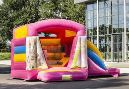 Vendo castello gonfiabile multifunzionale per interni a tema principessa per bambini. Disponibile online presso JB Gonfiabili Italia