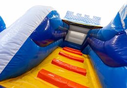 Grande castello gonfiabile blu multigiocatore con scivolo a tema principessa pirata per bambini. Acquista castelli gonfiabili online su JB Gonfiabili Italia