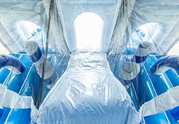 Acquista castello gonfiabile a tema Ghiaccio dal design unico con due ingressi, uno scivolo al centro e oggetti 3D per i bambini. Ordina i castelli gonfiabili online su JB Gonfiabili Italia