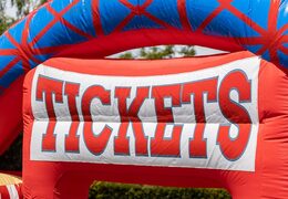 Acquista il gonfiabile con il tema Montagne Russe della JB Bubble e organizza la tua festa schiuma facile da posizionare e utilizzare