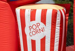 Acquista il gonfiabile con il tema Montagne Russe della JB Bubble e organizza la tua festa schiuma facile da posizionare e utilizzare