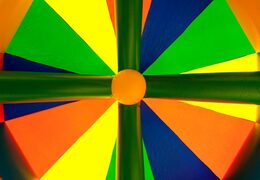 Carrousel springkasteel kopen in standaard thema voor kinderen. Bestel springkastelen online bij JB Inflatables Nederland