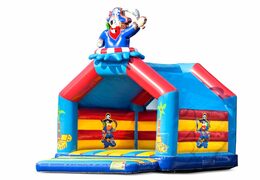 Acquista un grande castello gonfiabile al coperto a tema pirata per bambini. Disponibile su JB Gonfiabili Italia online