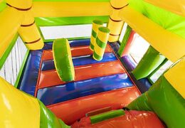 Acquista grande cuscino gonfiabile ad aria con scivolo in tema coccodrillo per bambini