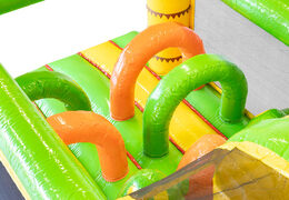 Ordina un percorso ad ostacoli gonfiabile di 13 metri a tema Dino per bambini. Acquista ora i percorsi ad ostacoli gonfiabili online su JB Gonfiabili Italia