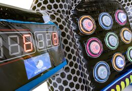 Ordina online il gioco interattivo dai colori allegri