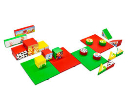 Set Softplay grande a tema fattoria con blocchi colorati per giocare