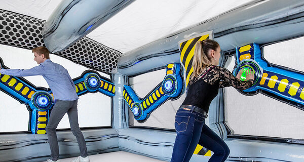 Acquistare un gioco interattivo divertente per tutte l'età