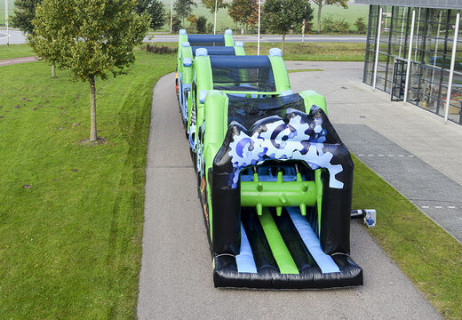 Ottieni subito online il tuo percorso ad ostacoli di 30 metri in nero e verde. Ordina percorsi ad ostacoli gonfiabili presso JB Gonfiabili Italia