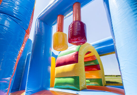  Acquistare un gioco gonfiabile multiattività con scivolo e ostacoli con il tema squalo