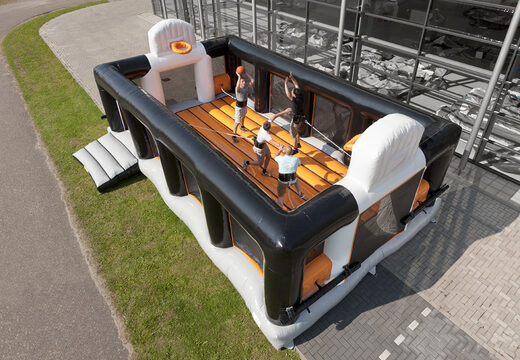 Acquista un'arena sportiva multifunzionale per diversi tipi di attività sportive per grandi e piccini. Ordina ora l'arena sportiva gonfiabile online su JB Gonfiabili Italia