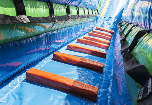 Acquista uno spettacolare scivolo gonfiabile a tema surf con divertenti stampe per bambini. Ordina ora gli scivoli gonfiabili online su JB Gonfiabili Italia