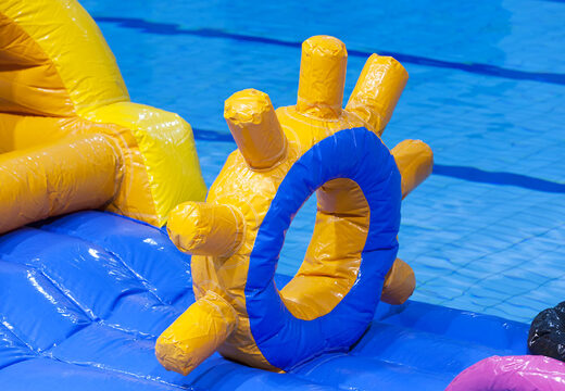 Ordina una nave gonfiabile a tema safari per grandi e piccini. Acquista ora le attrazioni acquatiche gonfiabili online su JB Gonfiabili Italia