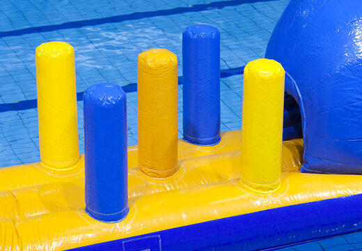 Esclusivo percorso a ostacoli gonfiabile con balene con divertenti ostacoli 3D per grandi e piccini. Ordina ora i percorsi ad ostacoli gonfiabili online su JB Gonfiabili Italia