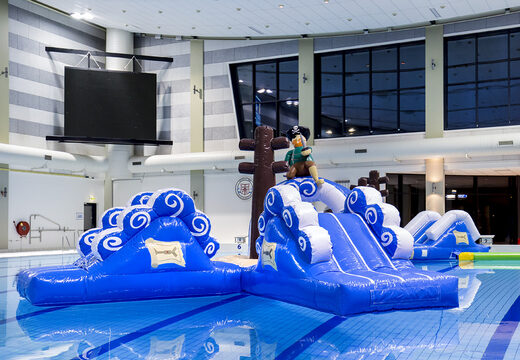 Ordina un doppio corso d'assalto per pirati per grandi e piccini. Acquista ora i percorsi ad ostacoli per piscine gonfiabili online su JB Gonfiabili Italia