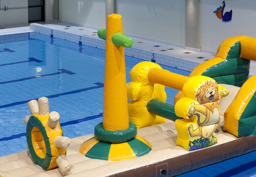 Ordina una nave gonfiabile a tema safari per grandi e piccini. Acquista ora le attrazioni acquatiche gonfiabili online su JB Gonfiabili Italia