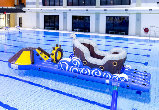 Acquista uno scivolo gonfiabile ermetico a tema pirata per grandi e piccini. Ordina ora le attrazioni acquatiche gonfiabili online su JB Gonfiabili Italia