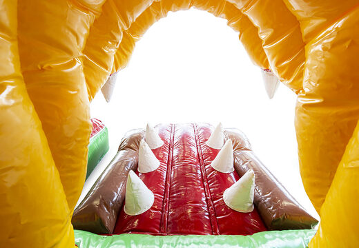 Castello gonfiabile a tema Jungleworld con scivolo e oggetti 3D per bambini. Ordina i castelli gonfiabili online su JB Gonfiabili Italia