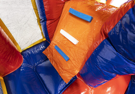  Acquistare un gioco gonfiabile multiattività con scivolo e ostacoli con il tema formula 1