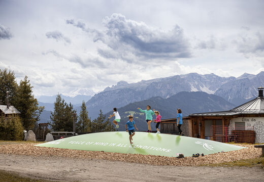 Vendo airmountain personalizzato per bambini a tema St. Vigil. Ordina airmountains personalizzati da JB Gonfiabili Italia