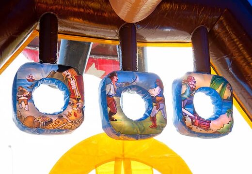 Acquistare un gioco gonfiabile spara palline con scivolo e tetto