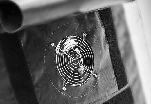 ordina una capsula gonfiabile per auto trasparente per veicoli