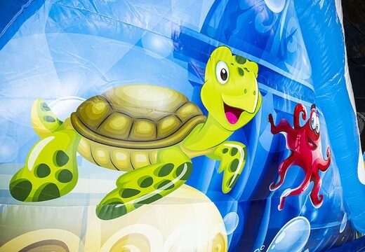 Ordina un percorso a ostacoli da surf modulare lungo 13,5 metri con oggetti 3D appropriati per i bambini. Acquista ora i percorsi ad ostacoli gonfiabili online su JB Gonfiabili Italia