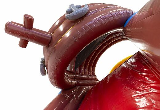 Acquista il mini percorso a ostacoli della barca dei pirati di 9 m con oggetti 3D per bambini. Ordina ora i percorsi ad ostacoli gonfiabili online su JB Gonfiabili Italia