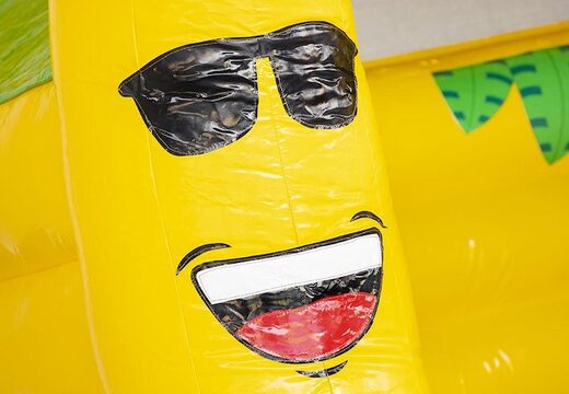 Cuscino d'aria standard gonfiabile con banane e scimmie in vendita per bambini