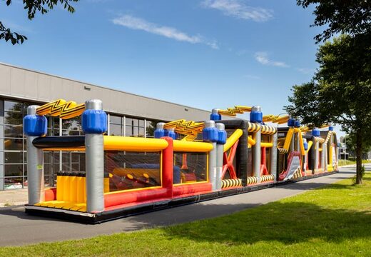 Acquista Mega corsa ad ostacoli High Voltage Adventure Run