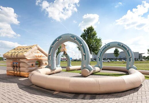 Pista da corsa gonfiabile occidentale