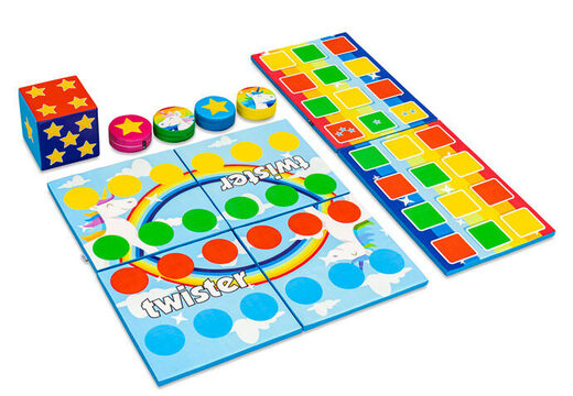 Set di giochi colorato sul davanti di Softplay a tema unicorno
