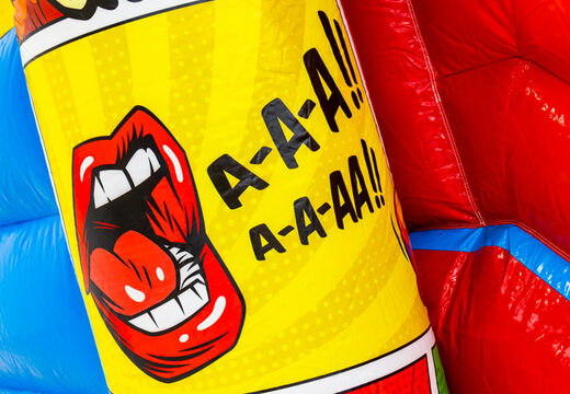 Illustrazione a fumetti sul castello gonfiabile Doubleslide nel tema Comic