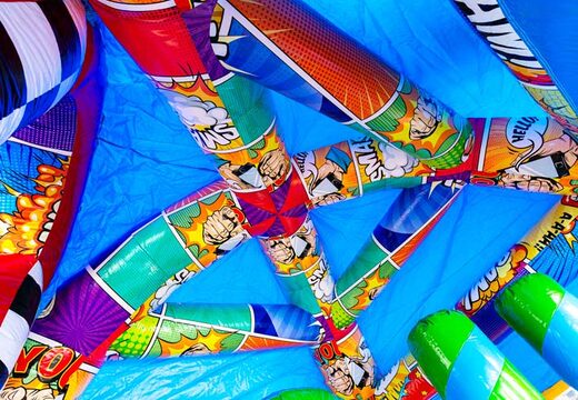 Ordina il castello gonfiabile A-frame Super Comic in stile fumetto online su JB Inflatables