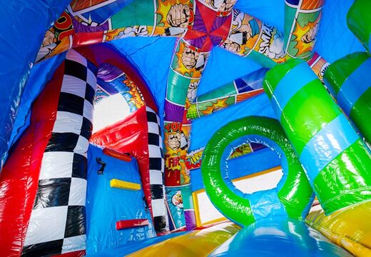 Castello gonfiabile A-frame Super Comic in stile fumetto accattivante, ora disponibile online