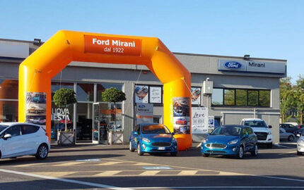 Autobedrijf inflatables